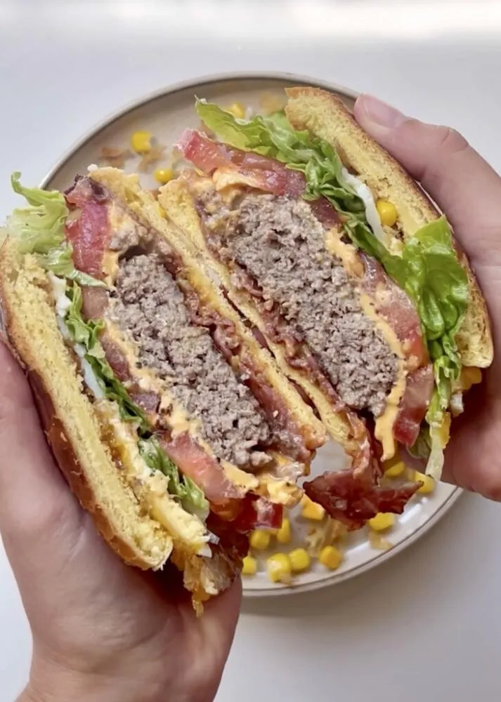 X-Tudo com sabor aut&ecirc;ntico brasileiro