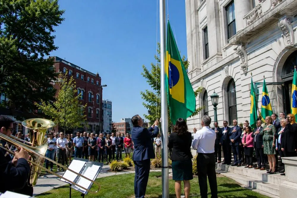 Bandeira do Brasil vai ser hasteada na Prefeitura de Everett (MA)