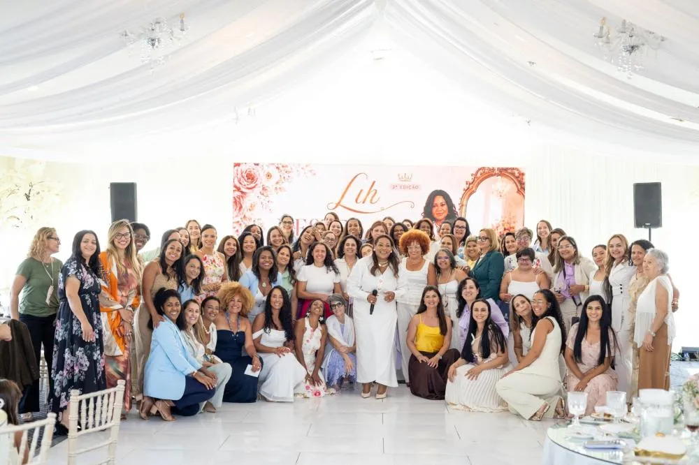 Vestes Novas: um encontro de mulheres, fé e recomeços. Mais do que um evento, a Mesa com a Luh