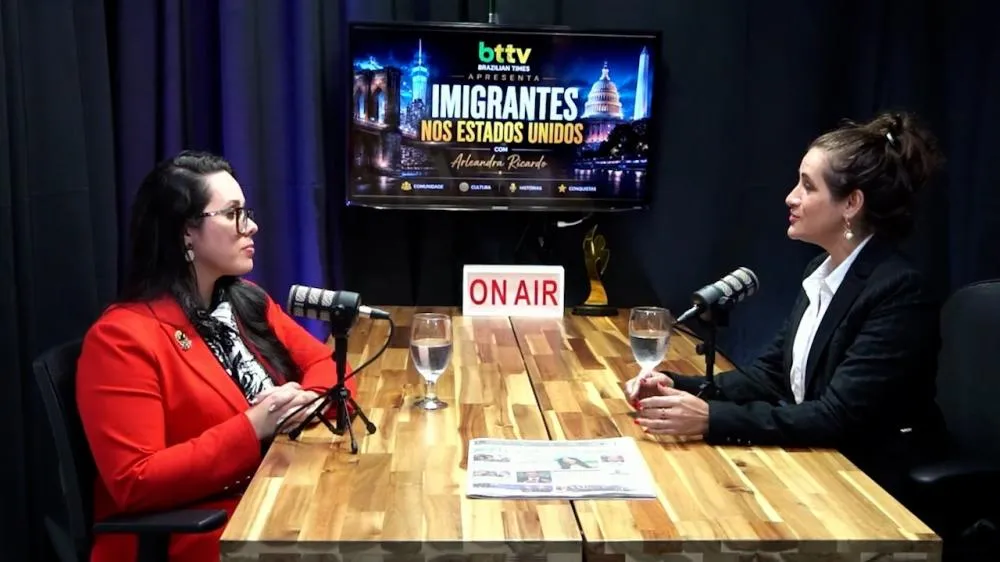 Camila Barbone em entrevista para a Brazilian Times TV abordando o impacto do neuromarketing e do branding institucional.