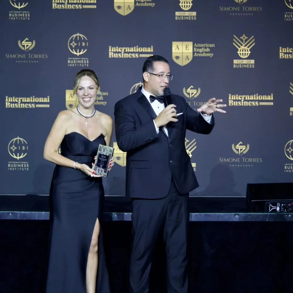 Brasileiros recebem prêmio na Itália e conquistam reconhecimento internacional no Top of Business 2026, em Roma